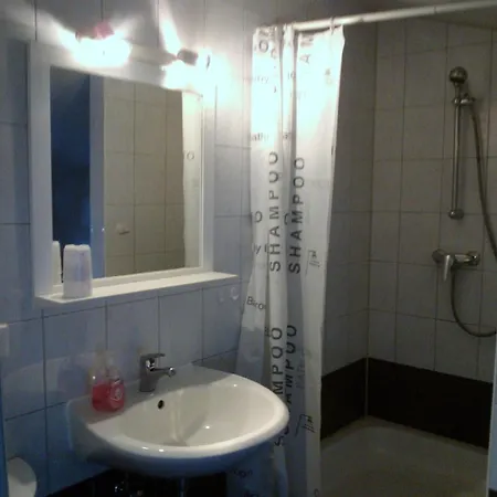 Einzimmerwohnung Im Dachgeschoss Apartment Putbus
